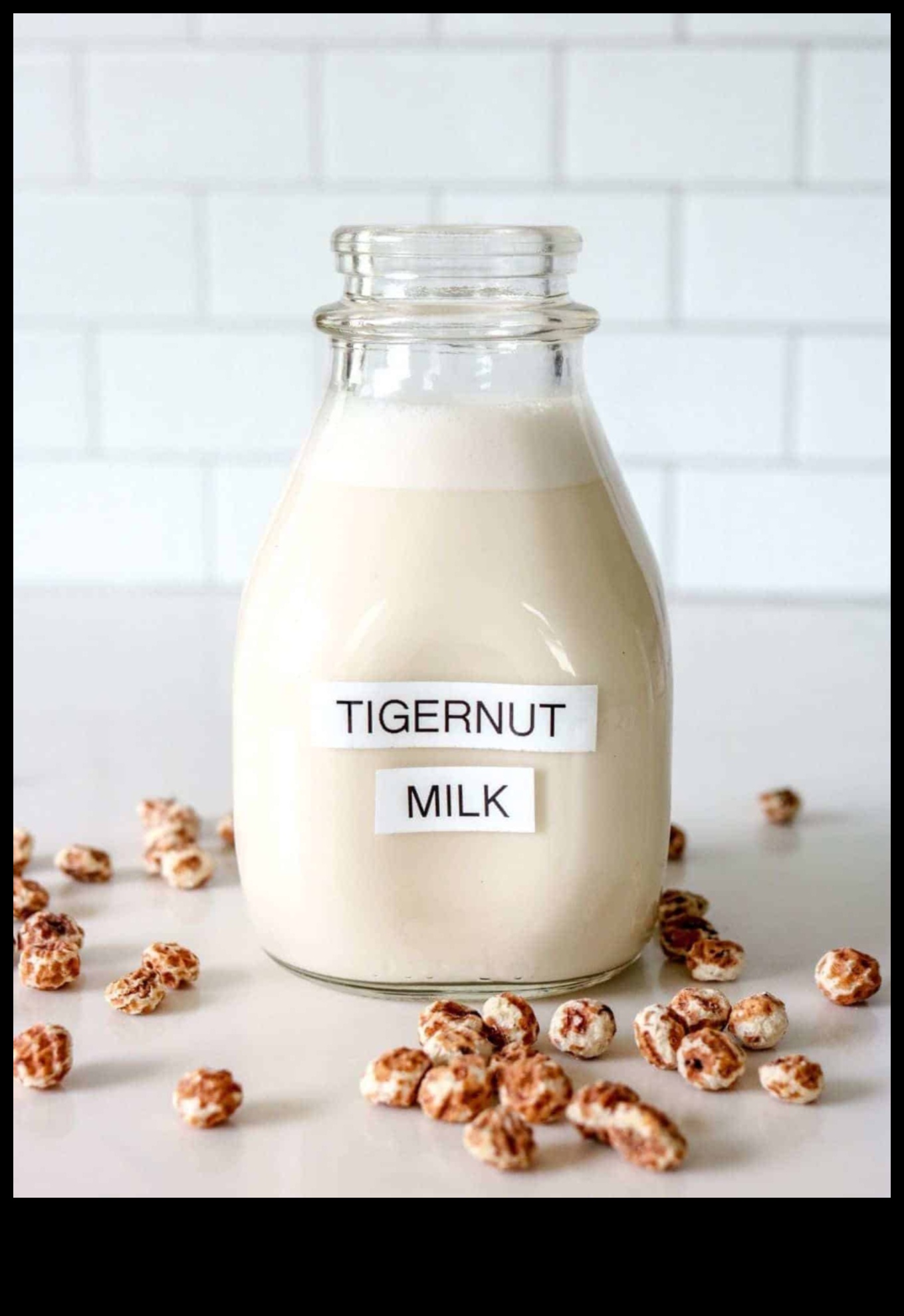 חטיף חלב שקדים עשה זאת בעצמך: צור את המשקה המושלם שלך על בסיס אגוזים