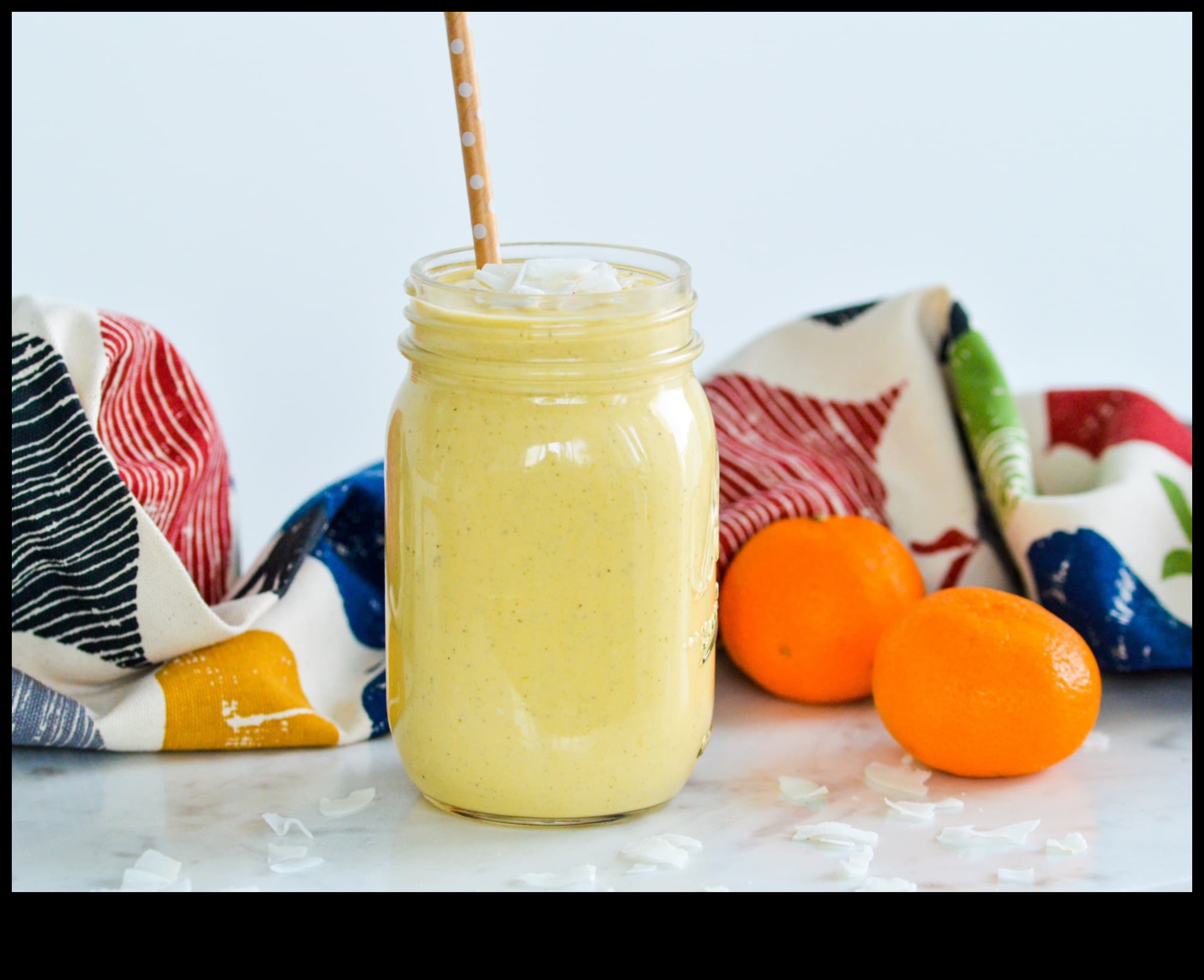 Liquid Sunshine: מאיר את היום שלך עם שייק פירות הדר