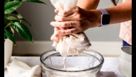 זן בוקר: מתחילים את היום נכון עם חלב שקדים טרי