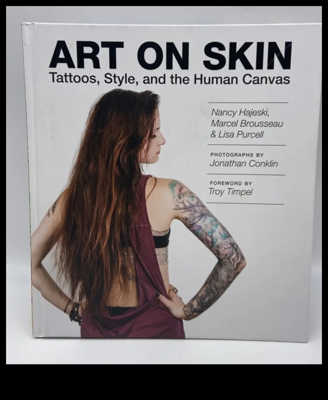 Canvas Chronicles: סיפורים שנחשפו באמצעות קעקועים אפיים